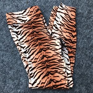 PINK tiger print leggings